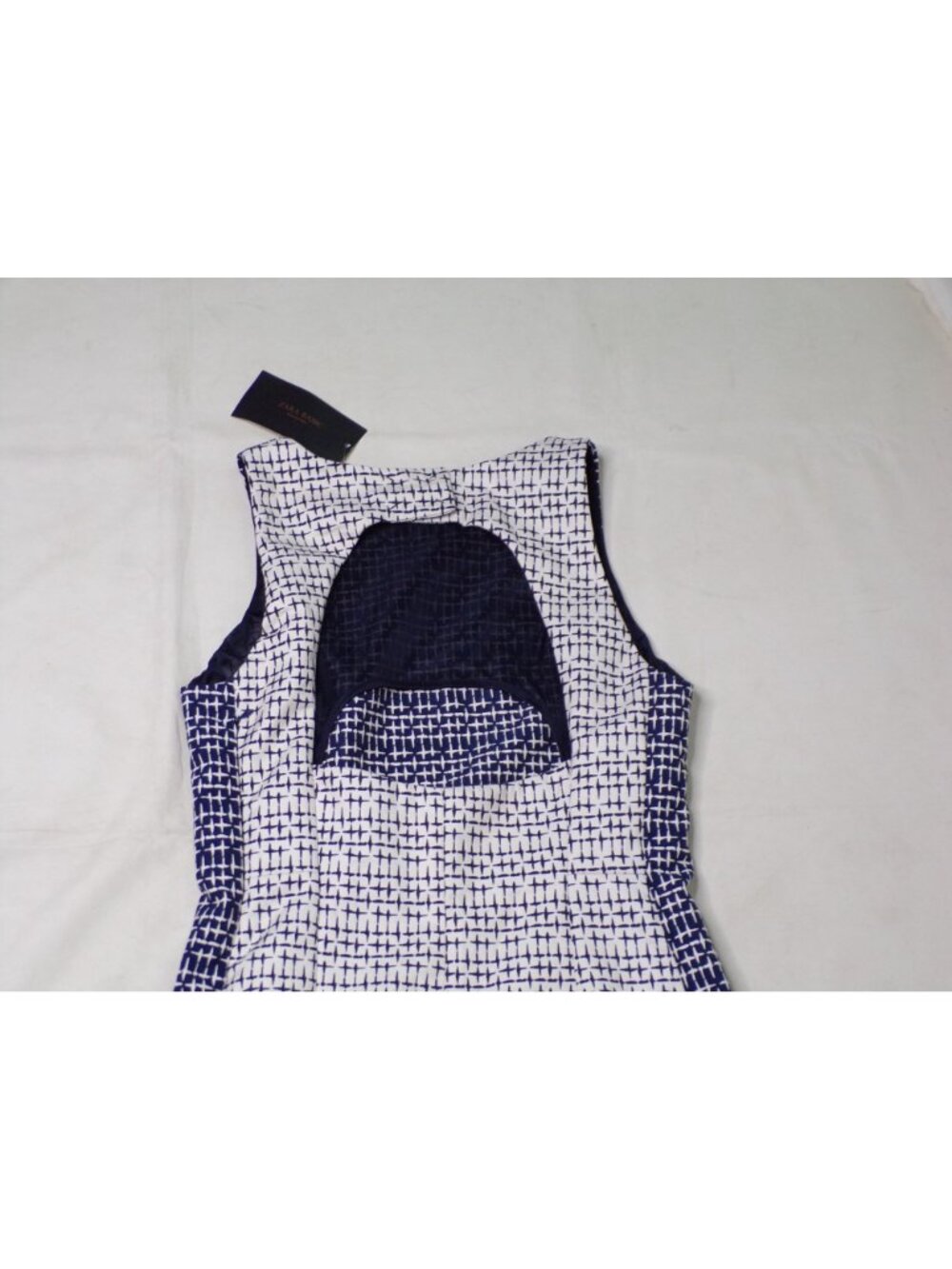 🆕ZARA Cut-Out Back Sleeveless Sheath Dress Navy Blue Off-White Print Medium - Picture 11 of 12